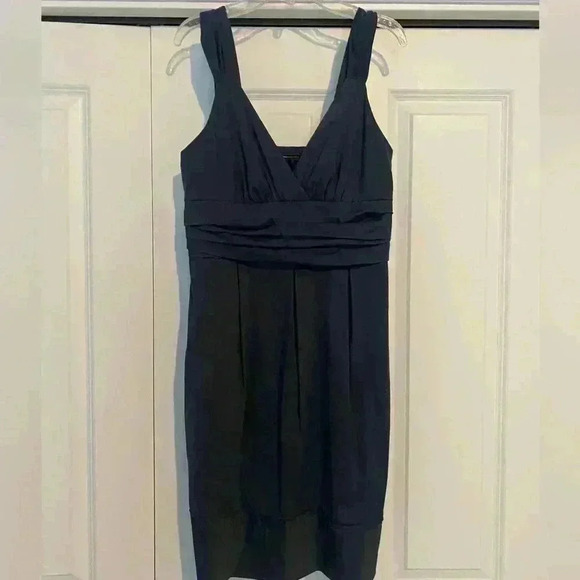 BCBG Women’s Maxazria Party Dress Navy Blue size 4 - Picture 2 of 14